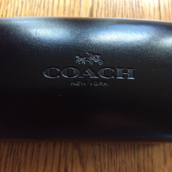Coach Clamshell Glass Case - Picture 2 of 10